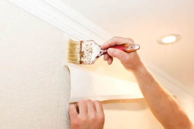 Pose de papier peint à Youx — revêtements muraux et toiles de verre